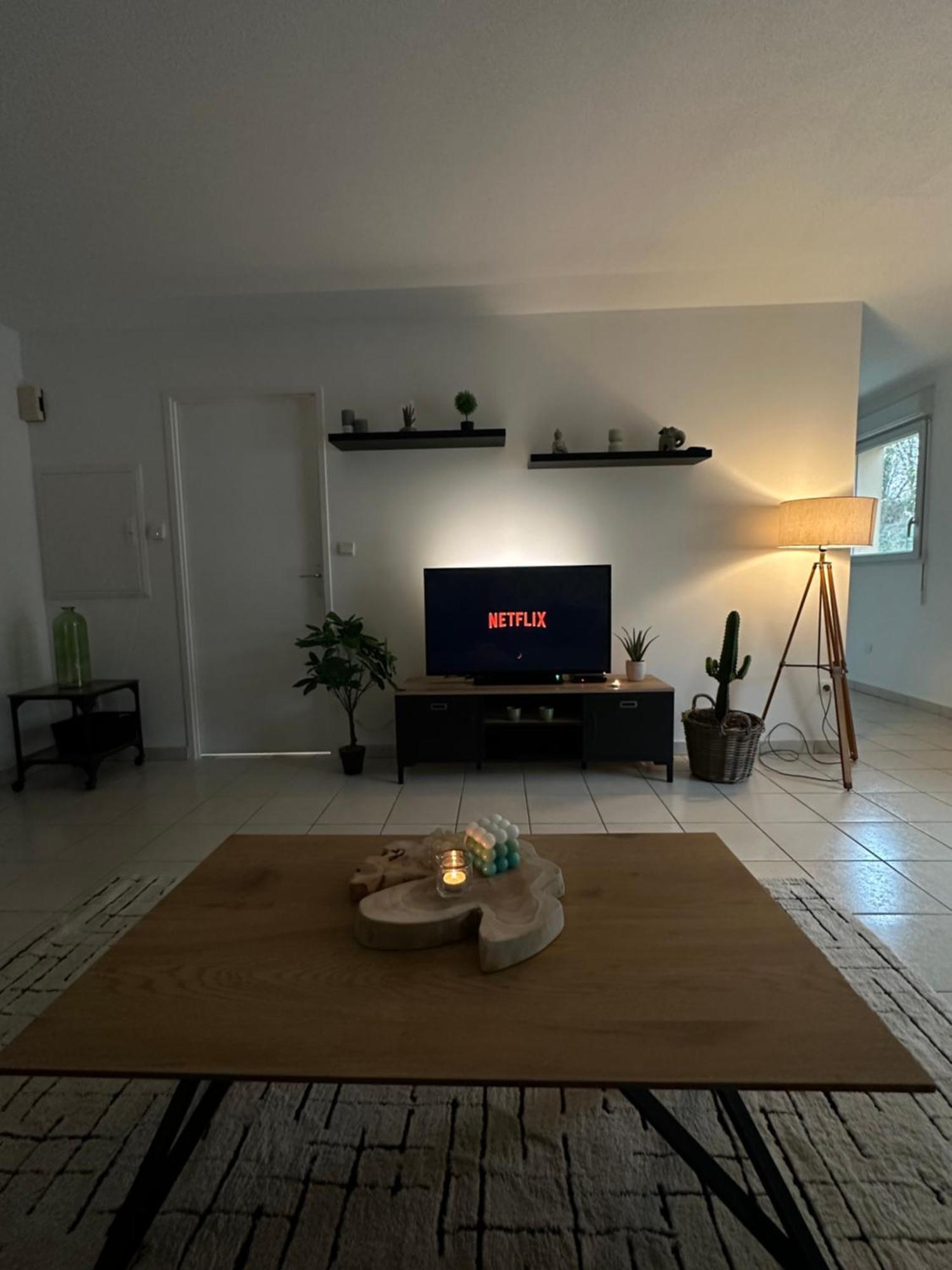 Appartement Entierement Renove Roye (Somme) Exterior foto