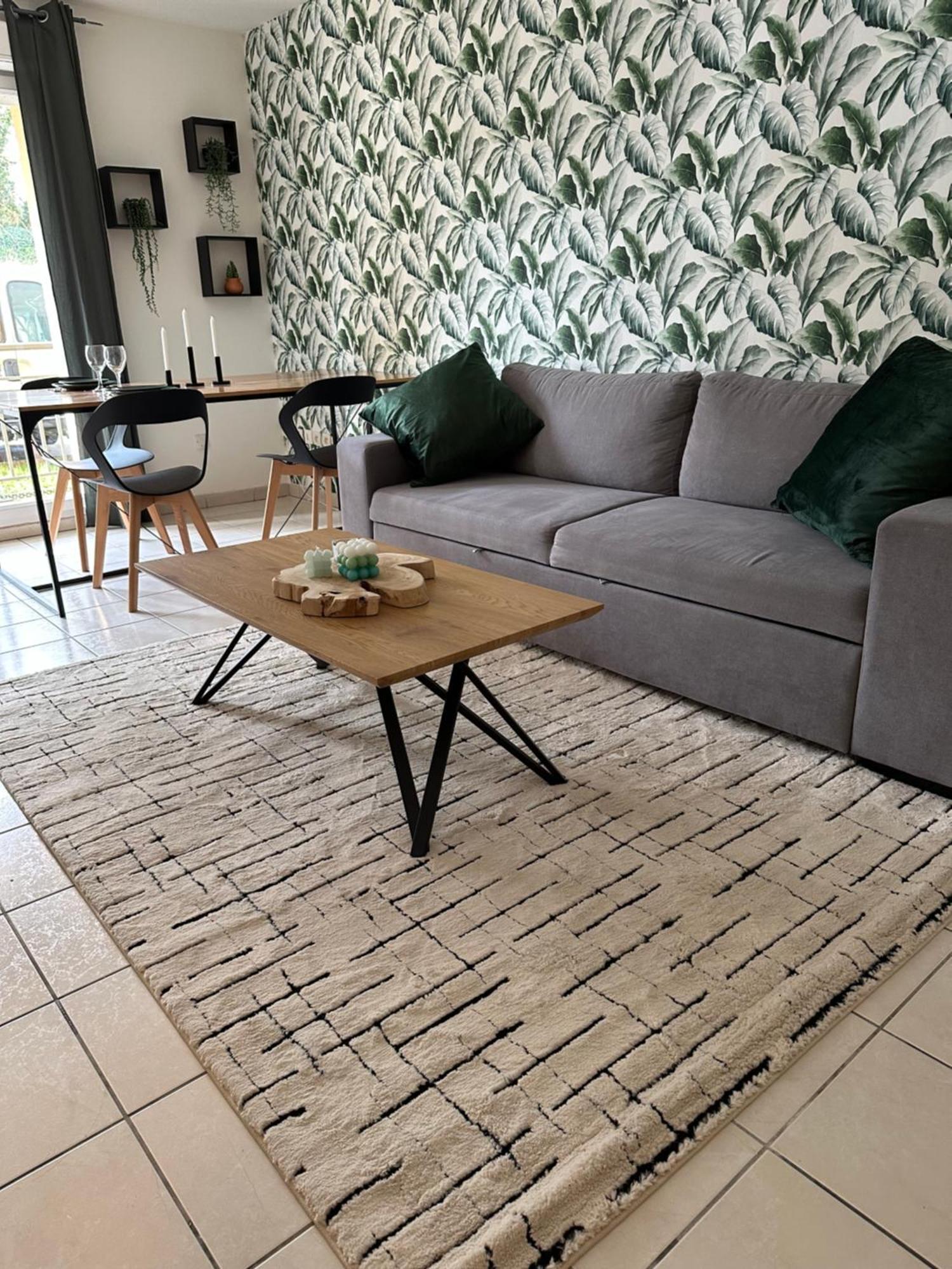 Appartement Entierement Renove Roye (Somme) Exterior foto